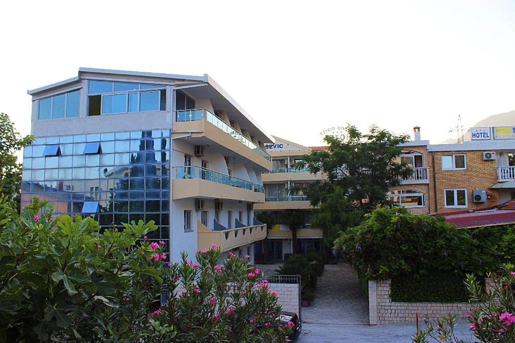 Hotel Sirena Marta à Sutomore Extérieur photo